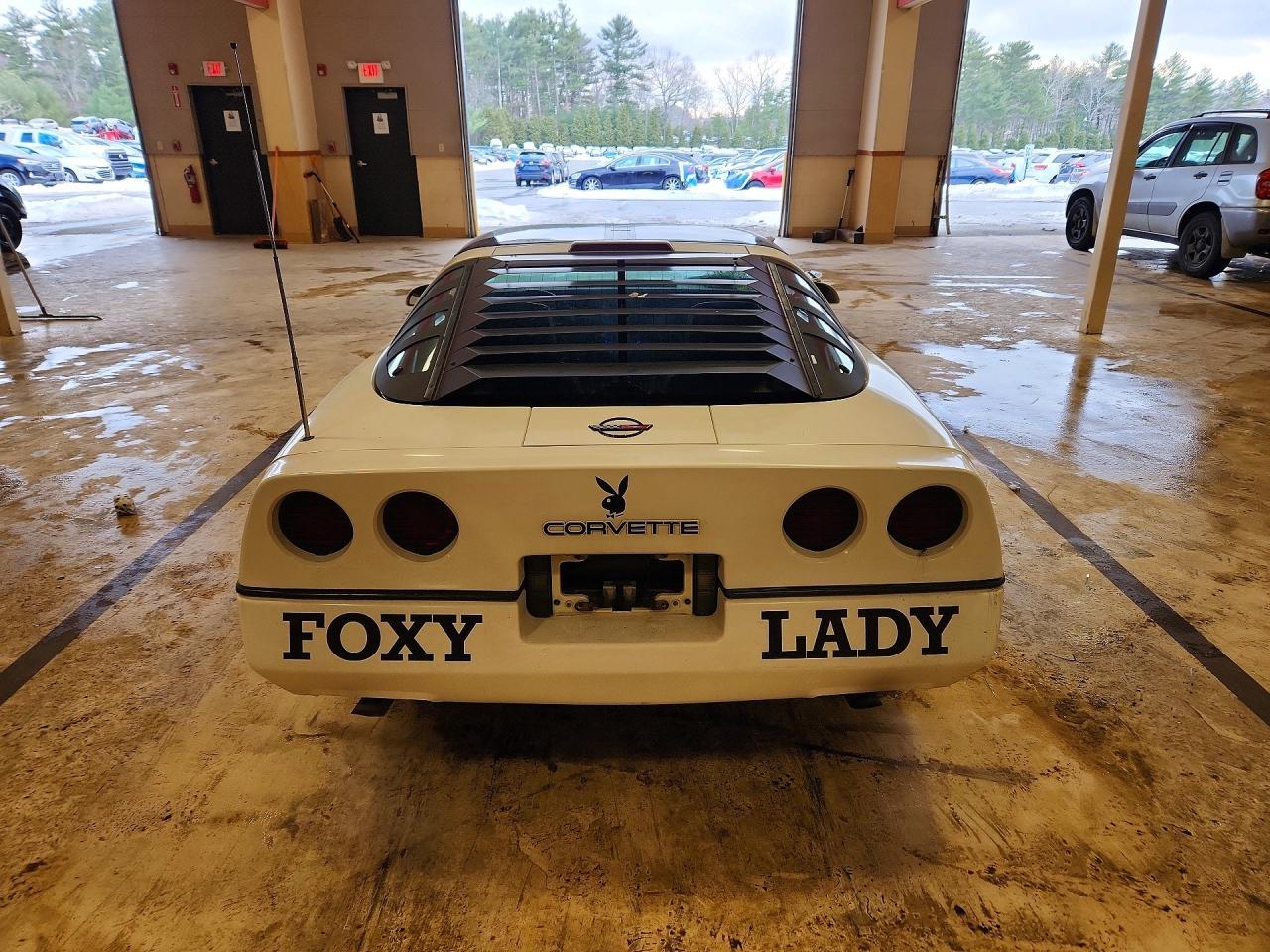 1988 CHEVROLET CORVETTE