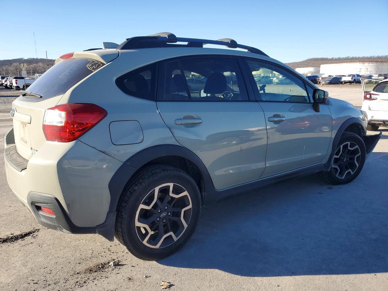 2016 SUBARU Crosstrek