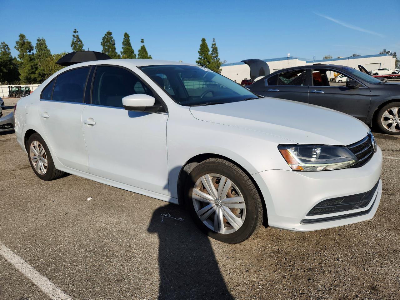 2017 VOLKSWAGEN JETTA