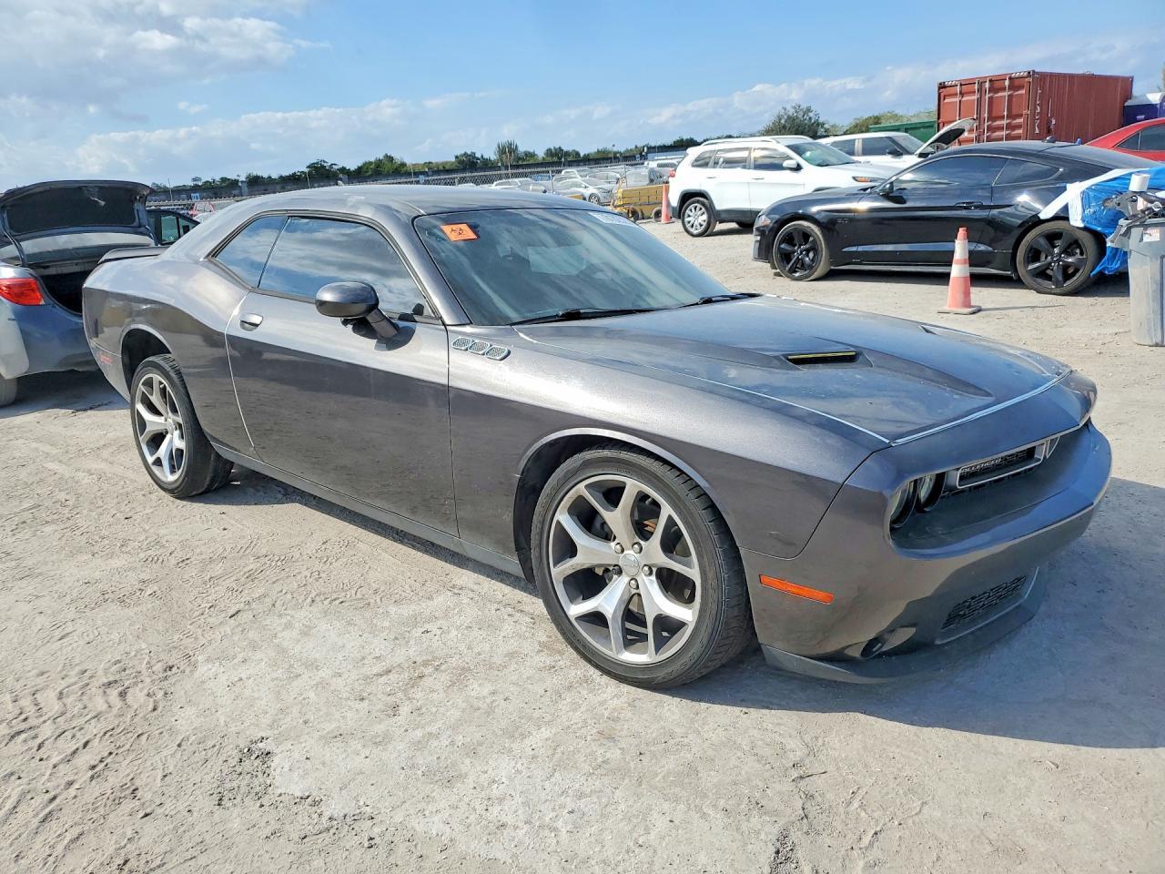 2015 DODGE Challenger