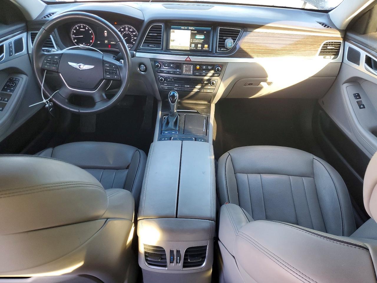 2015 HYUNDAI GENESIS
