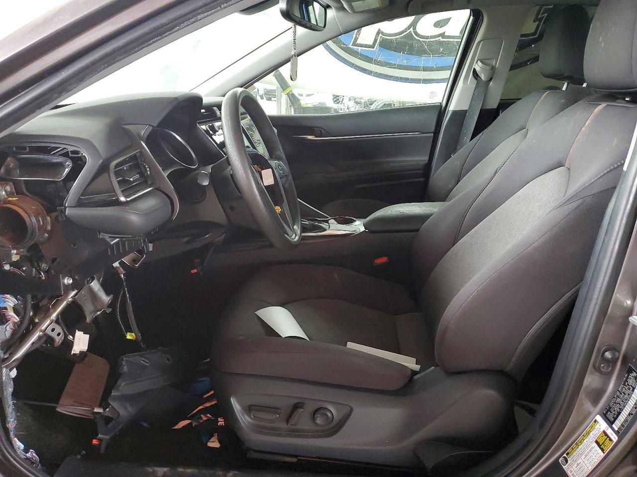 2019 TOYOTA CAMRY