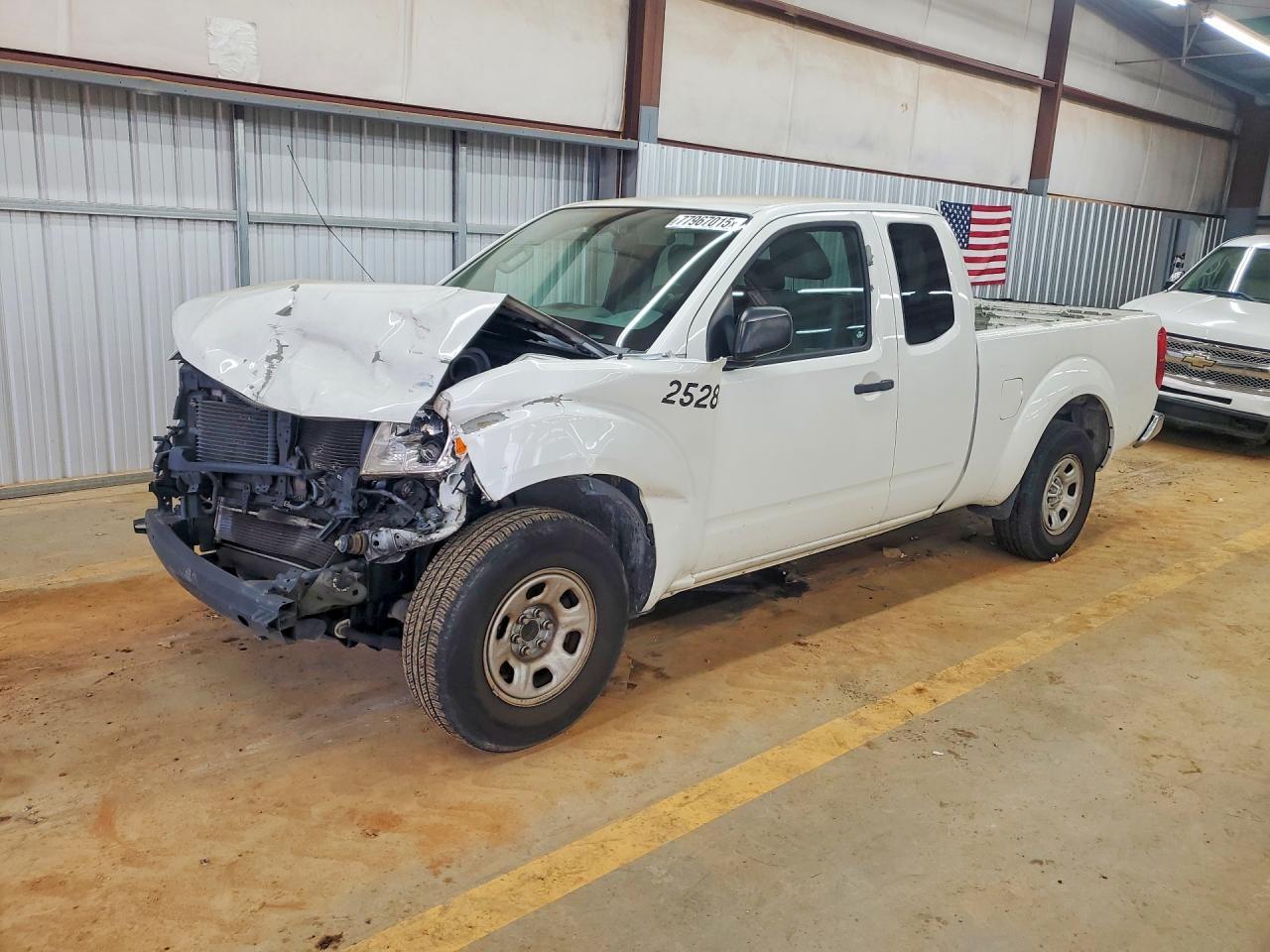 2016 NISSAN Frontier
