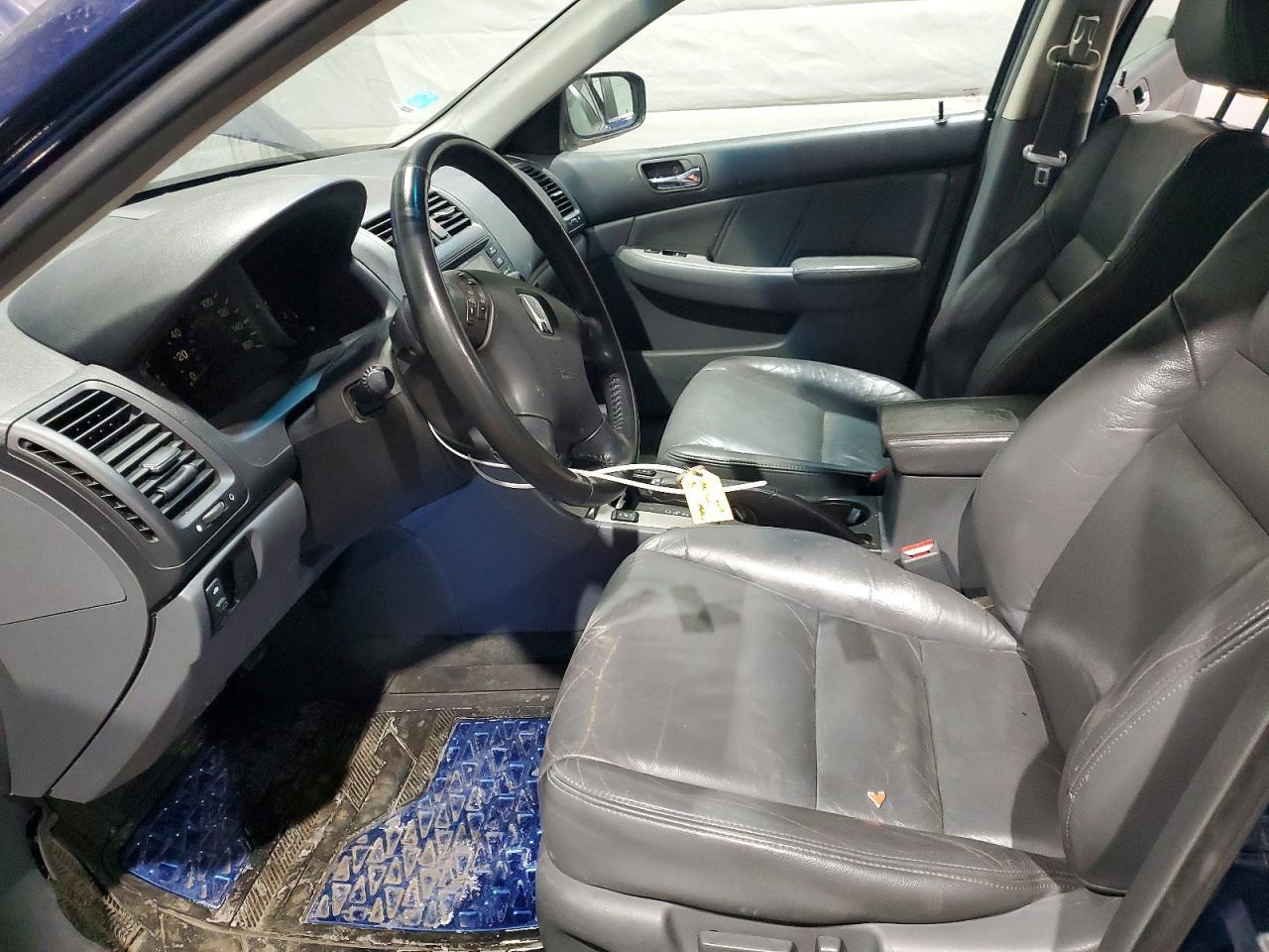 2004 HONDA ACCORD