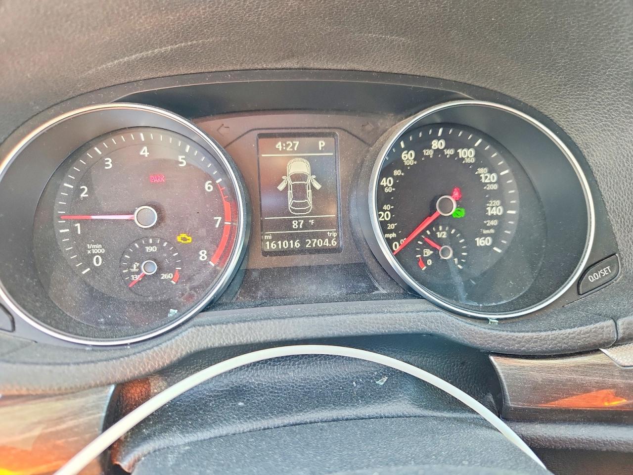 2017 VOLKSWAGEN Passat