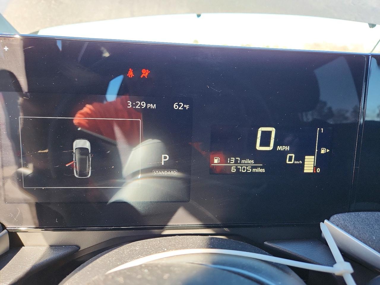 2025 NISSAN KICKS