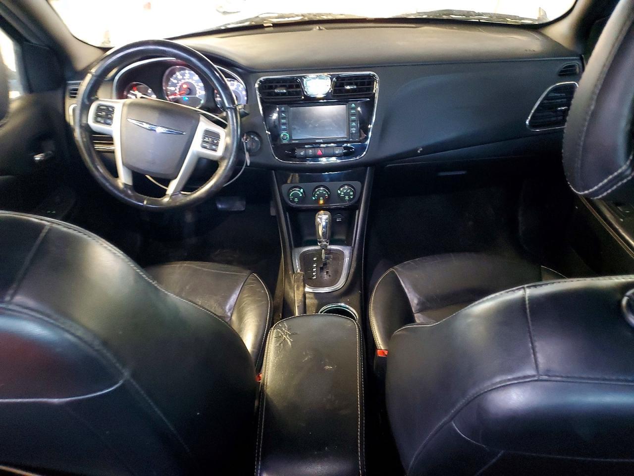 2013 CHRYSLER 200