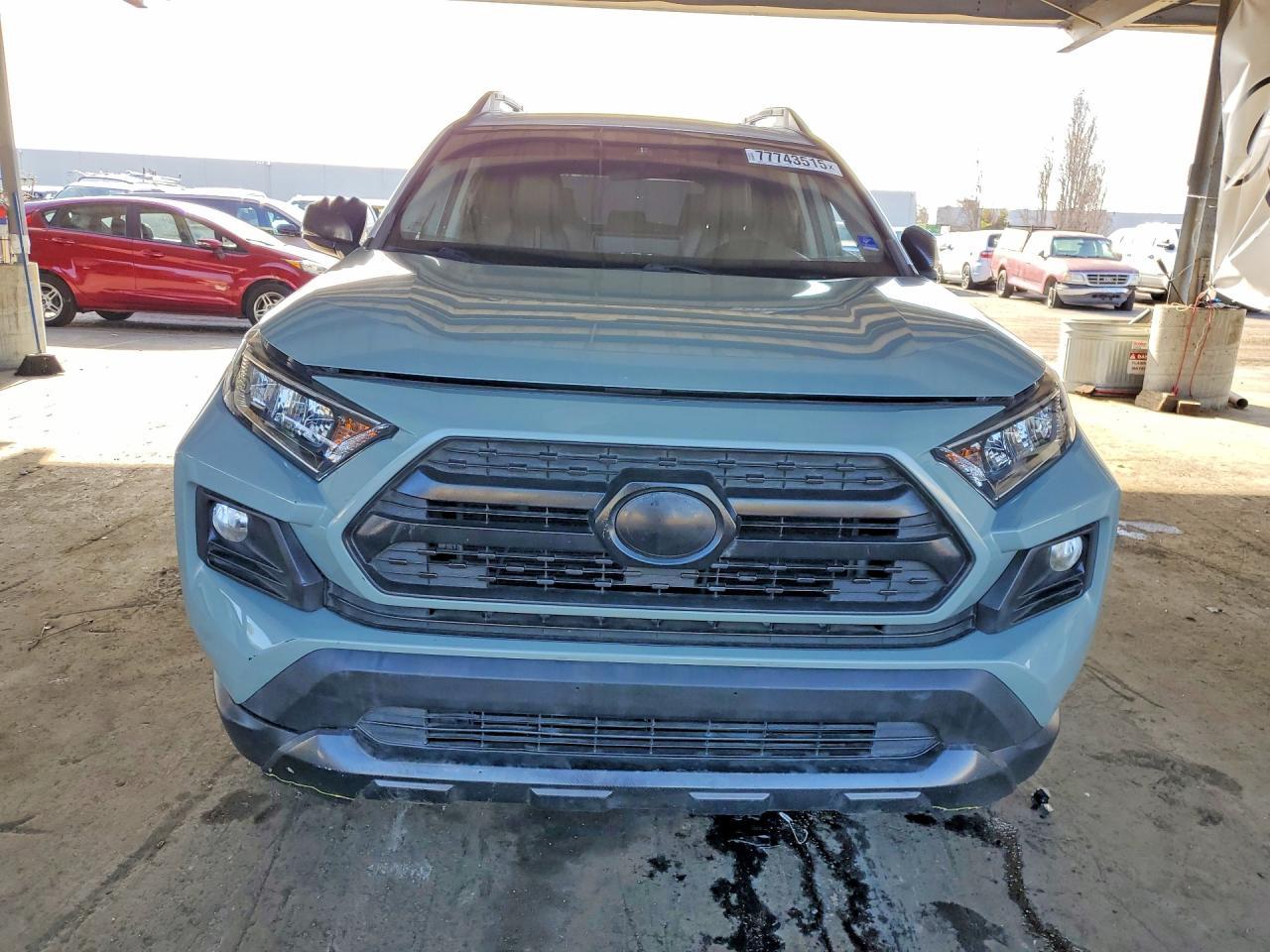 2019 TOYOTA RAV4