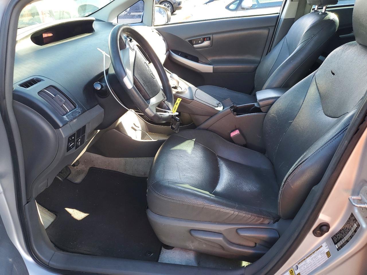 2011 TOYOTA PRIUS