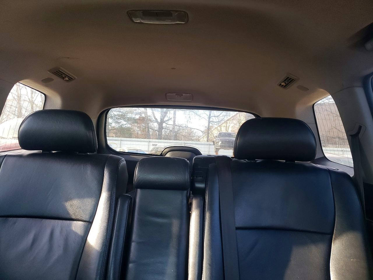 2011 TOYOTA HIGHLANDER