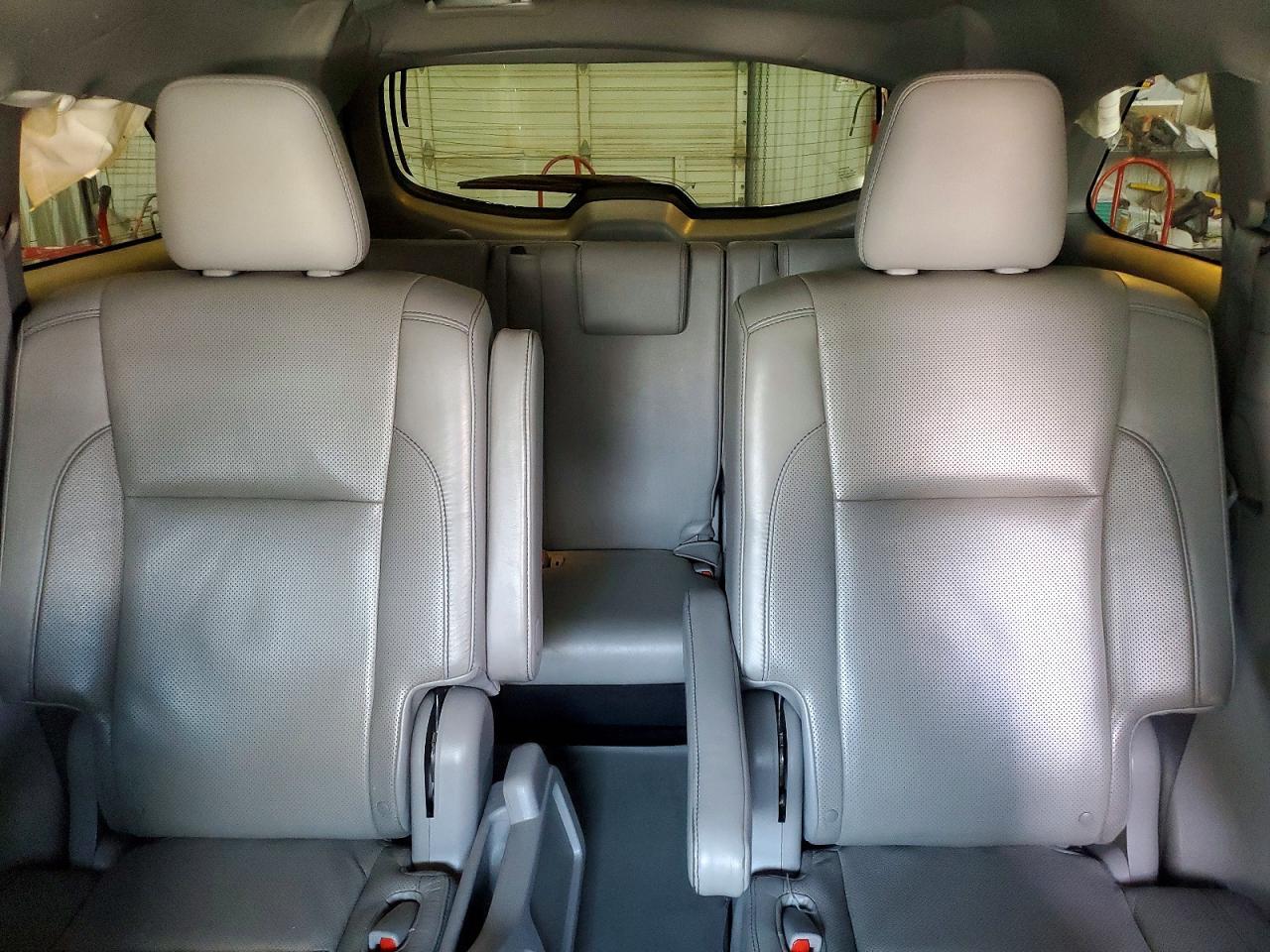 2016 TOYOTA HIGHLANDER