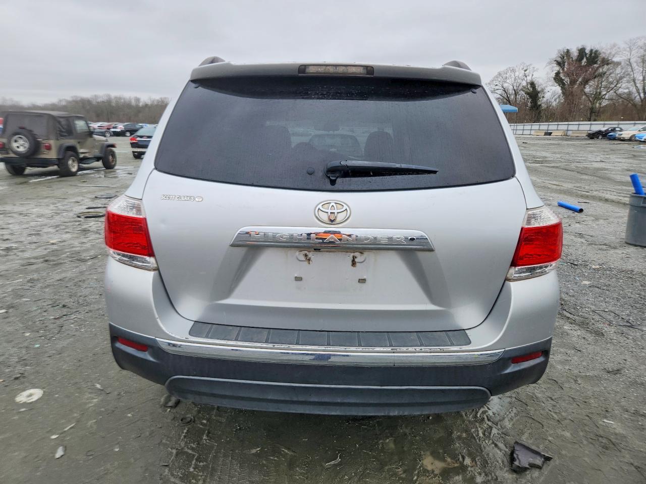 2013 TOYOTA HIGHLANDER