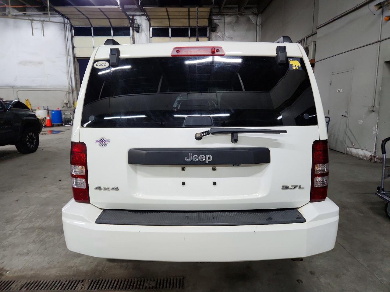 2008 JEEP Liberty