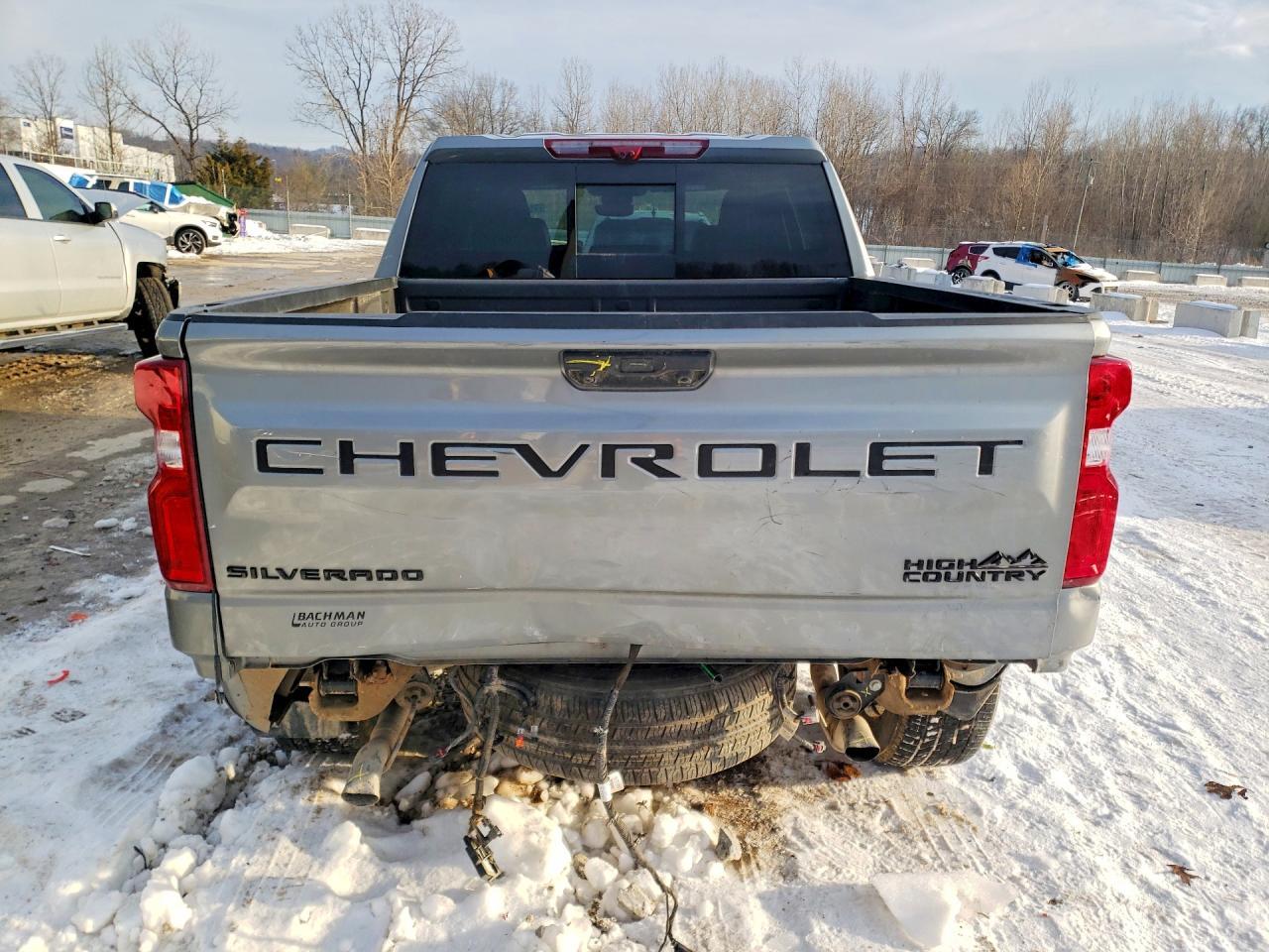 2024 CHEVROLET Silverado