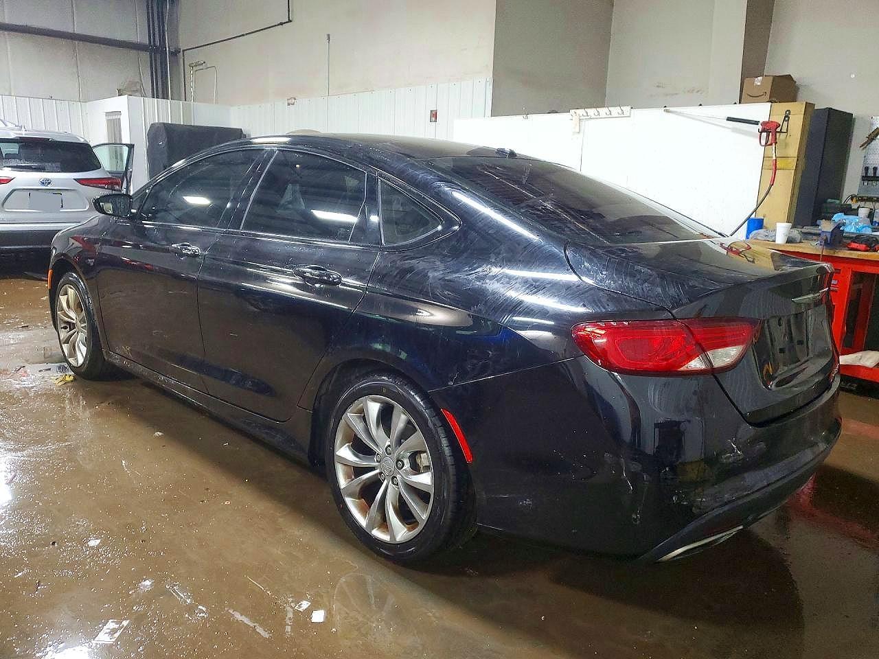 2015 CHRYSLER 200