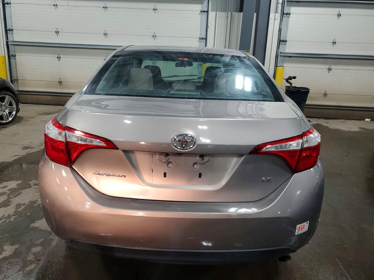 2015 TOYOTA COROLLA