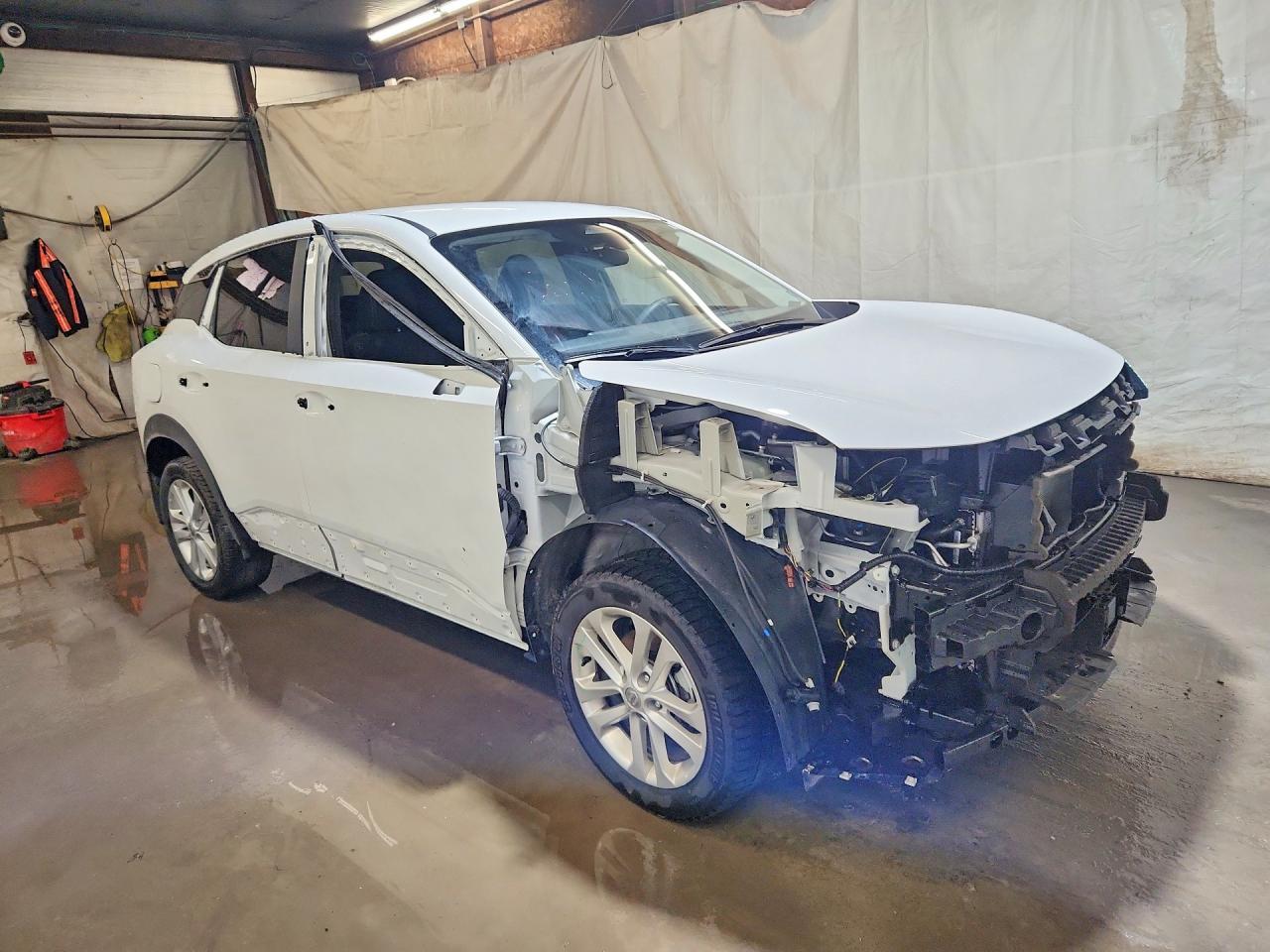 2025 NISSAN KICKS