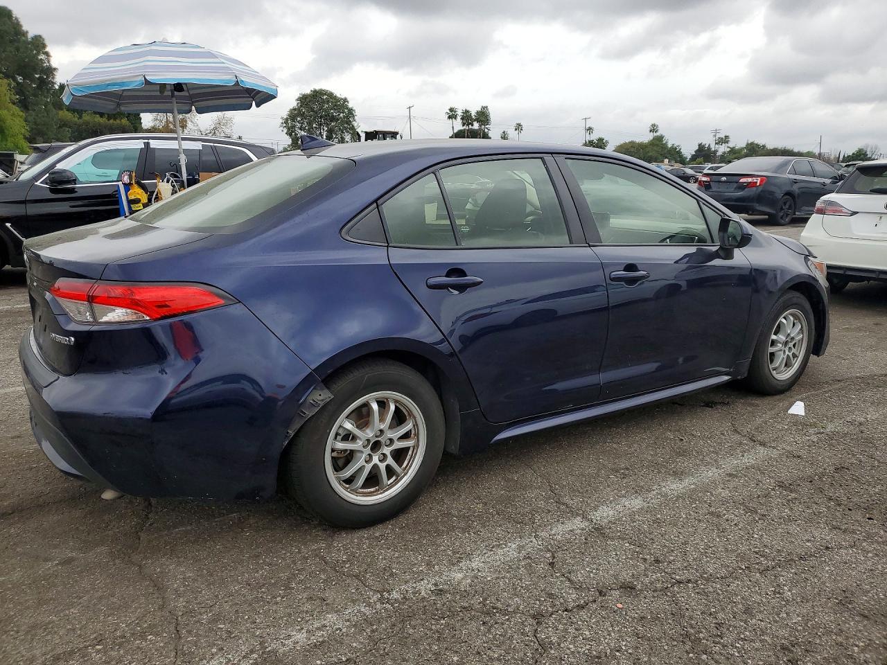 2022 TOYOTA COROLLA