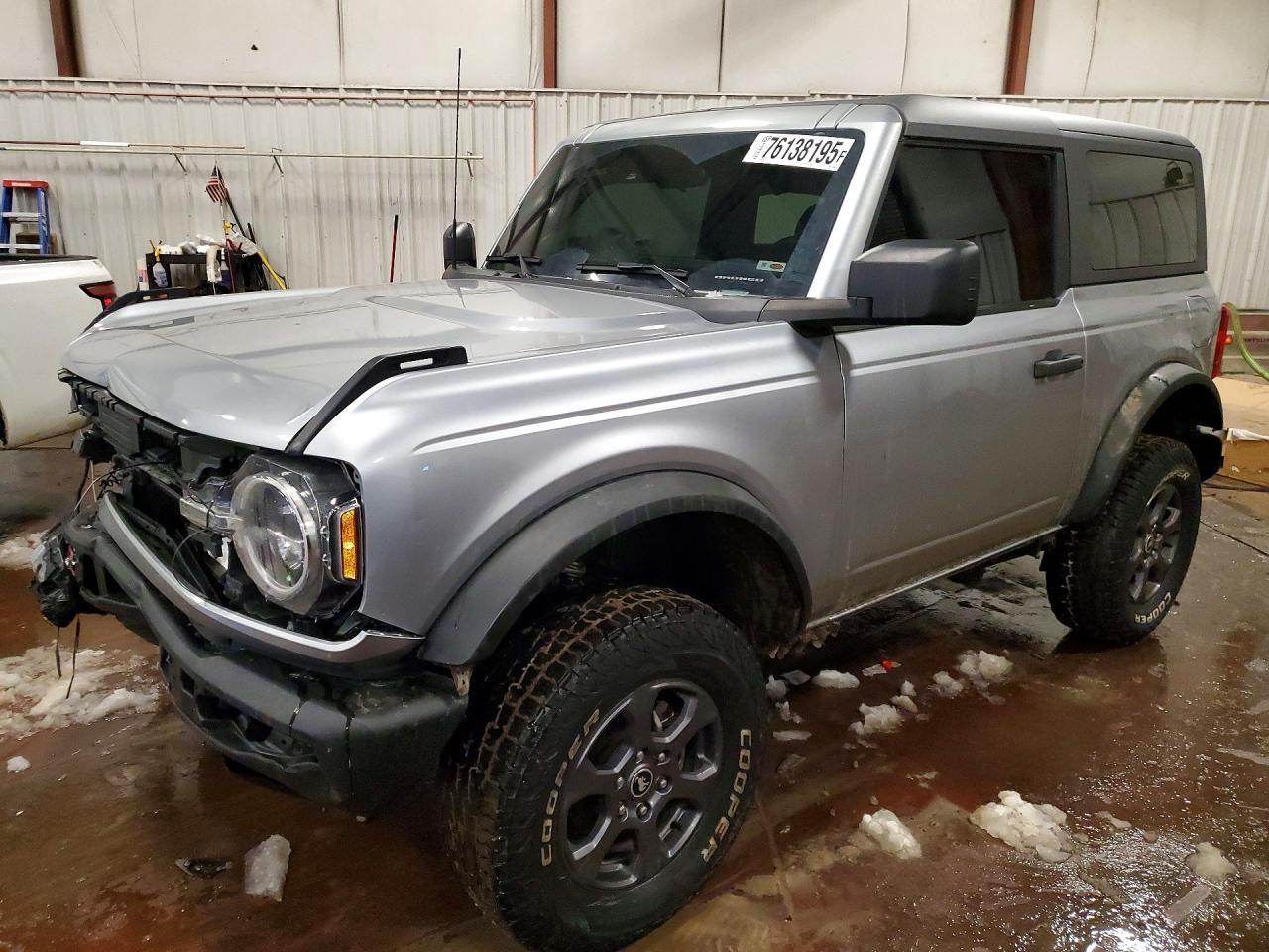 2023 FORD Bronco