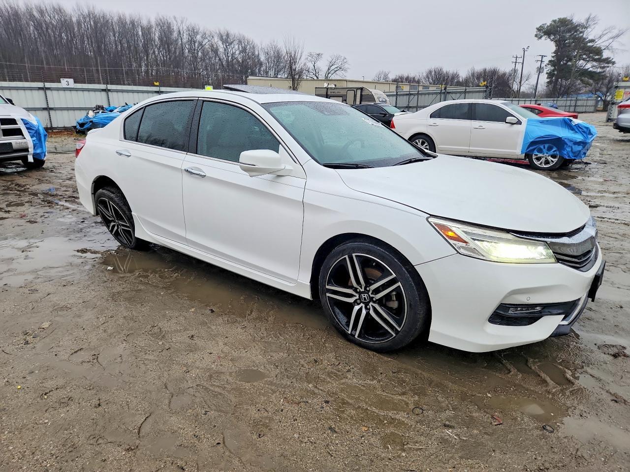2016 HONDA ACCORD