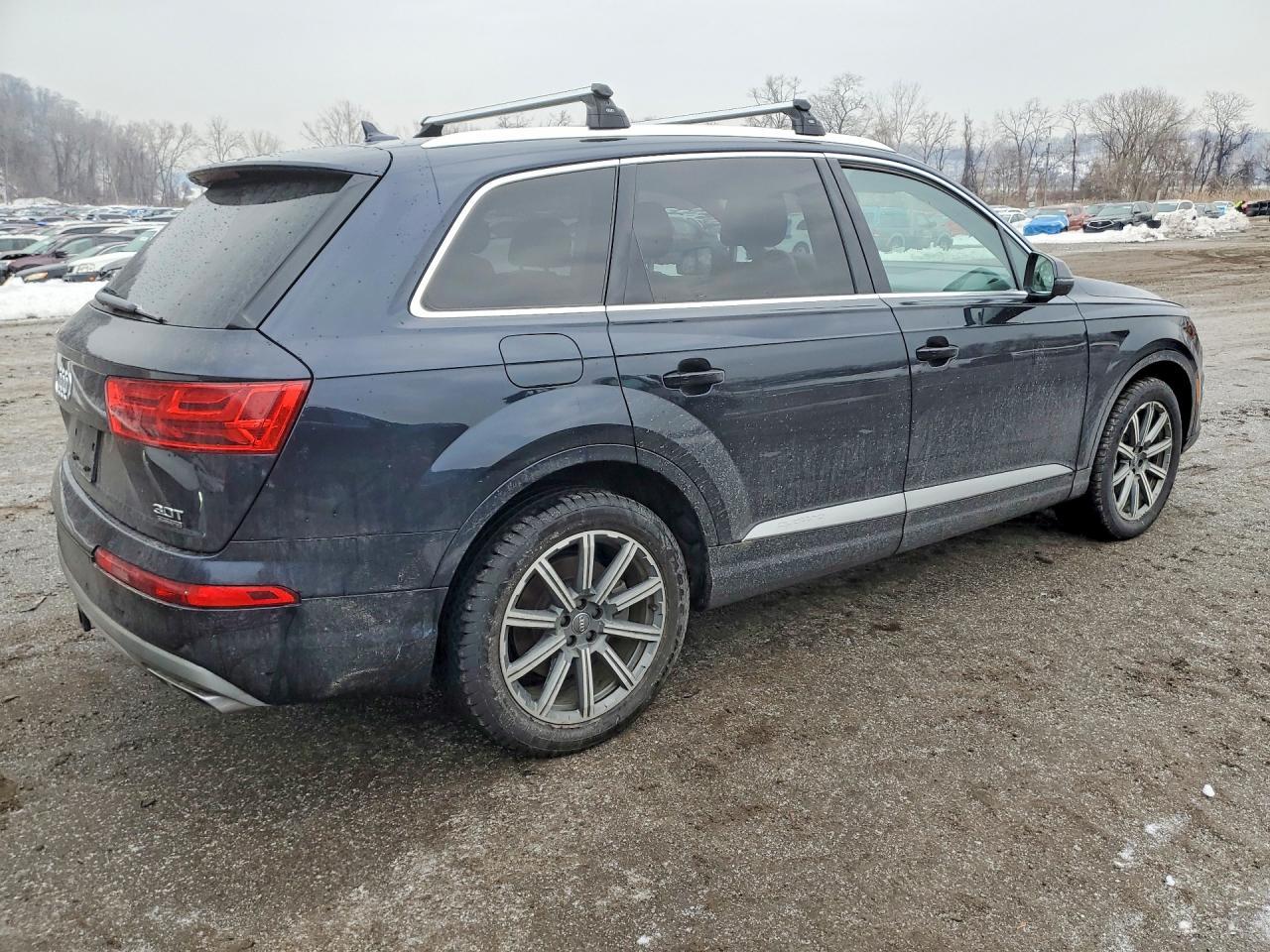2017 AUDI Q7