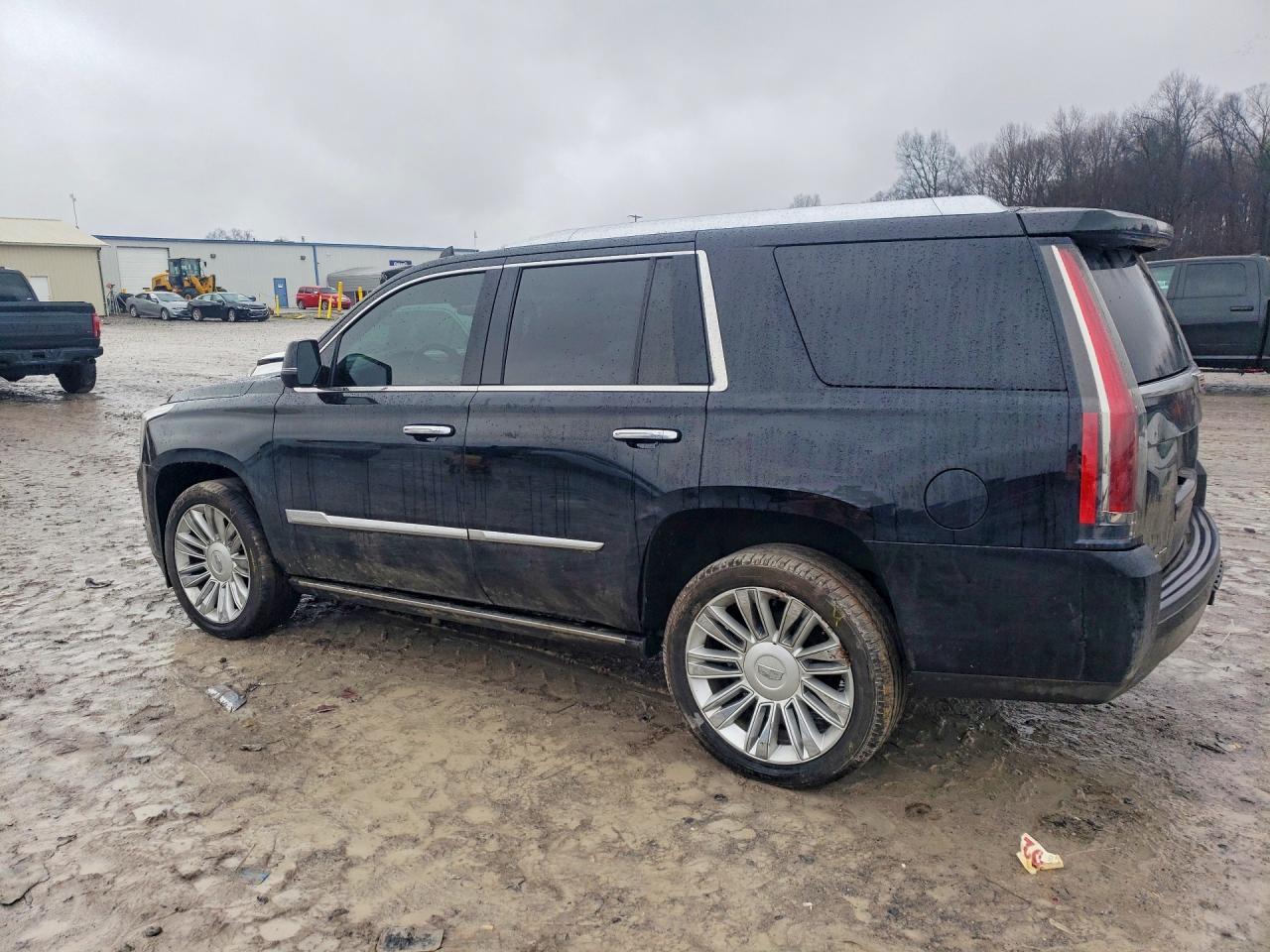 2018 CADILLAC ESCALADE