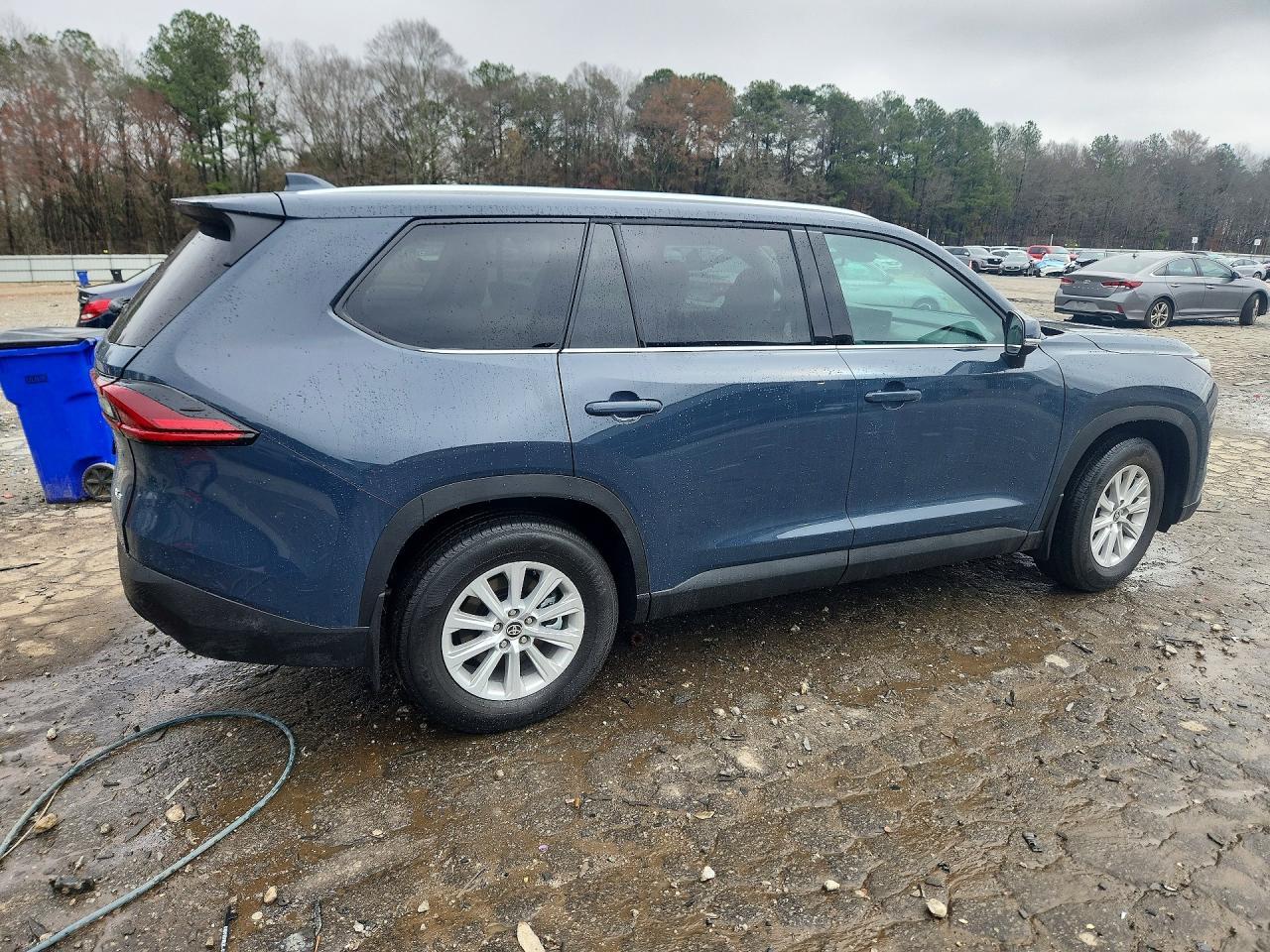 2026 TOYOTA HIGHLANDER