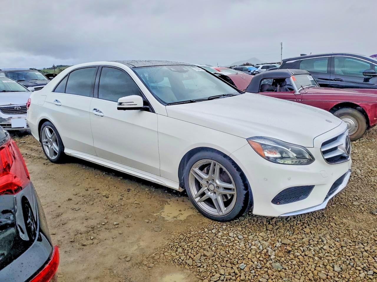 2014 MERCEDES-BENZ E-Class