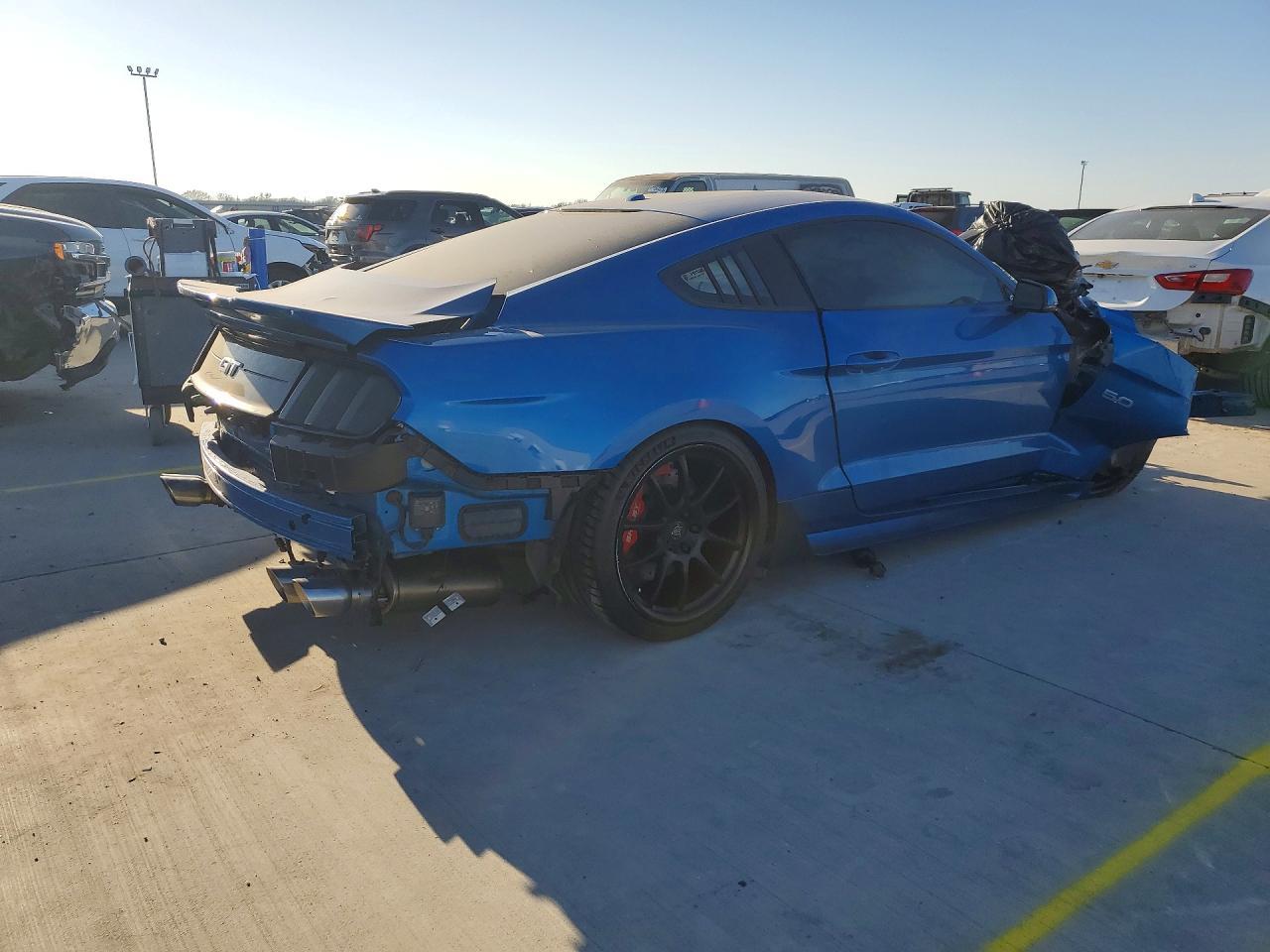 2020 FORD MUSTANG