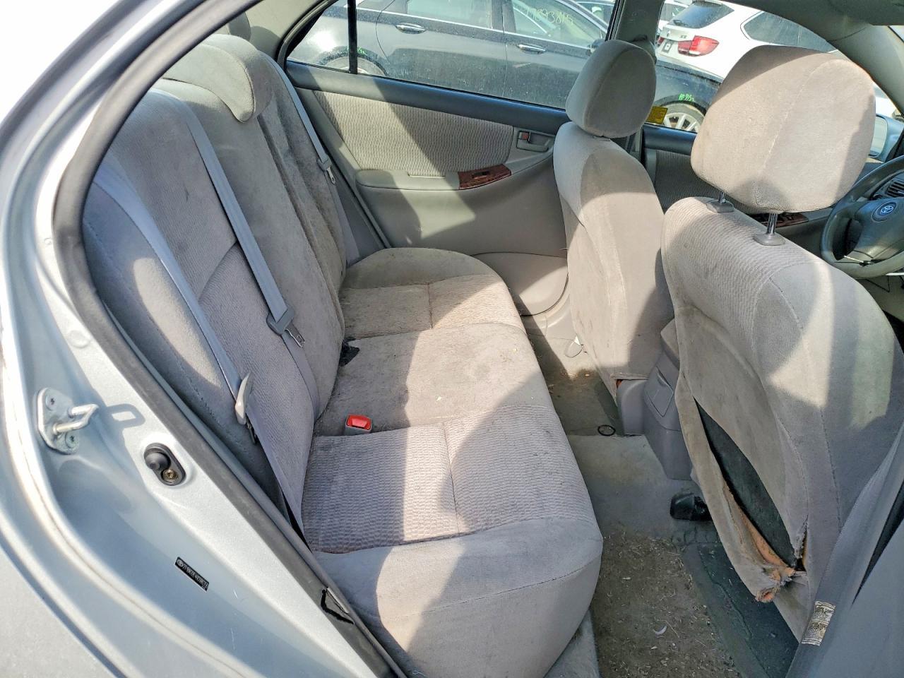 2006 TOYOTA COROLLA