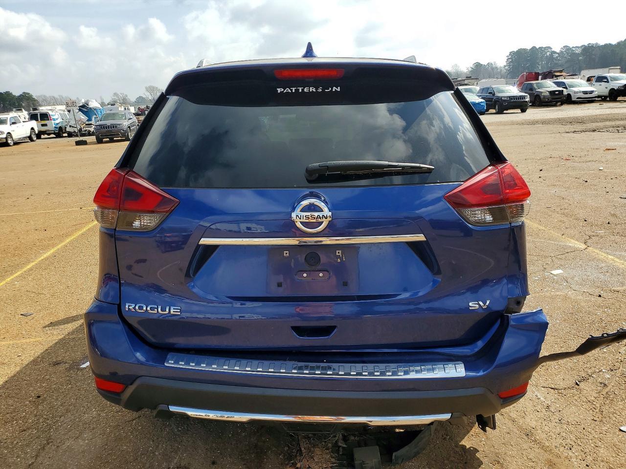 2018 NISSAN ROGUE
