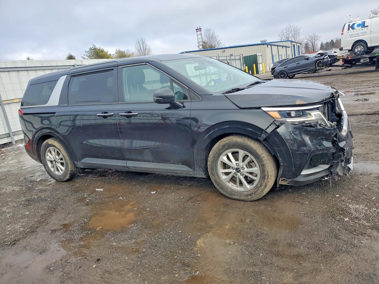2023 KIA Carnival