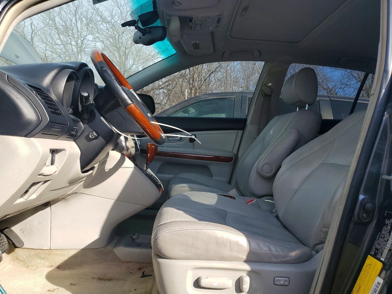 2004 LEXUS Rx 330