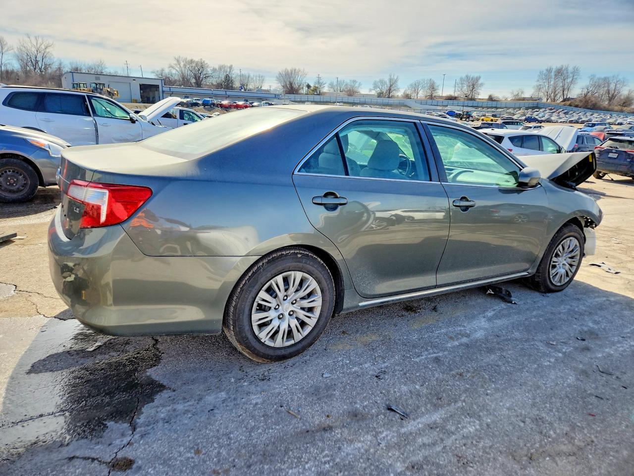 2012 TOYOTA CAMRY