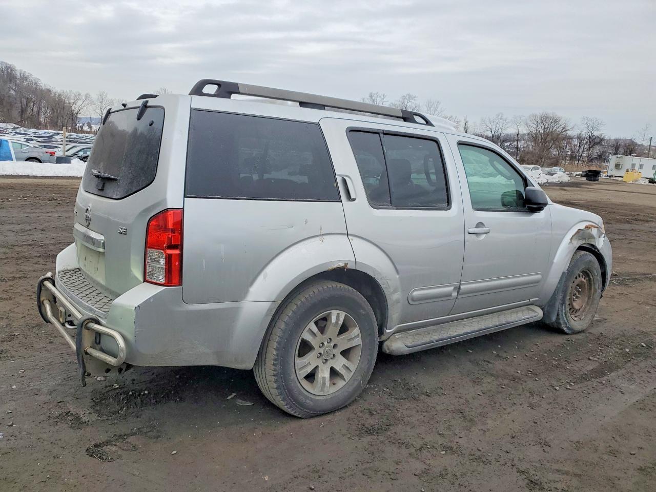 2010 NISSAN PATHFINDER