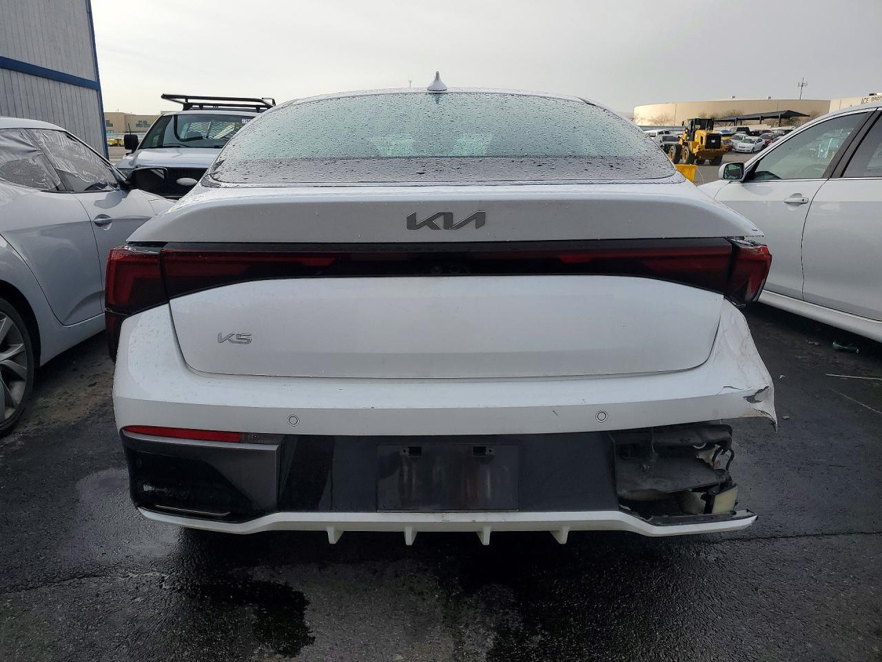 2025 KIA K5