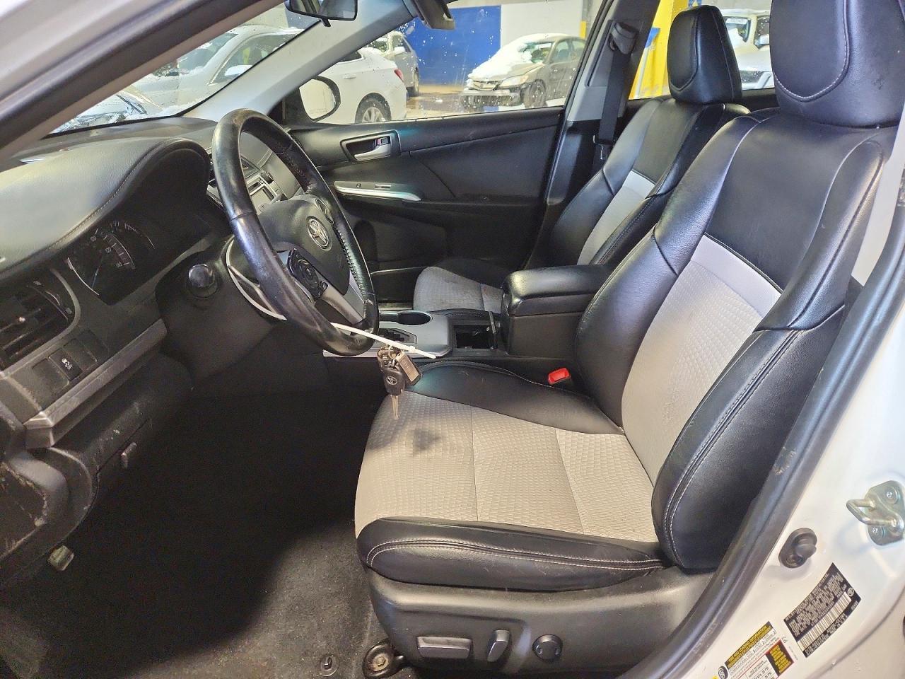 2014 TOYOTA CAMRY