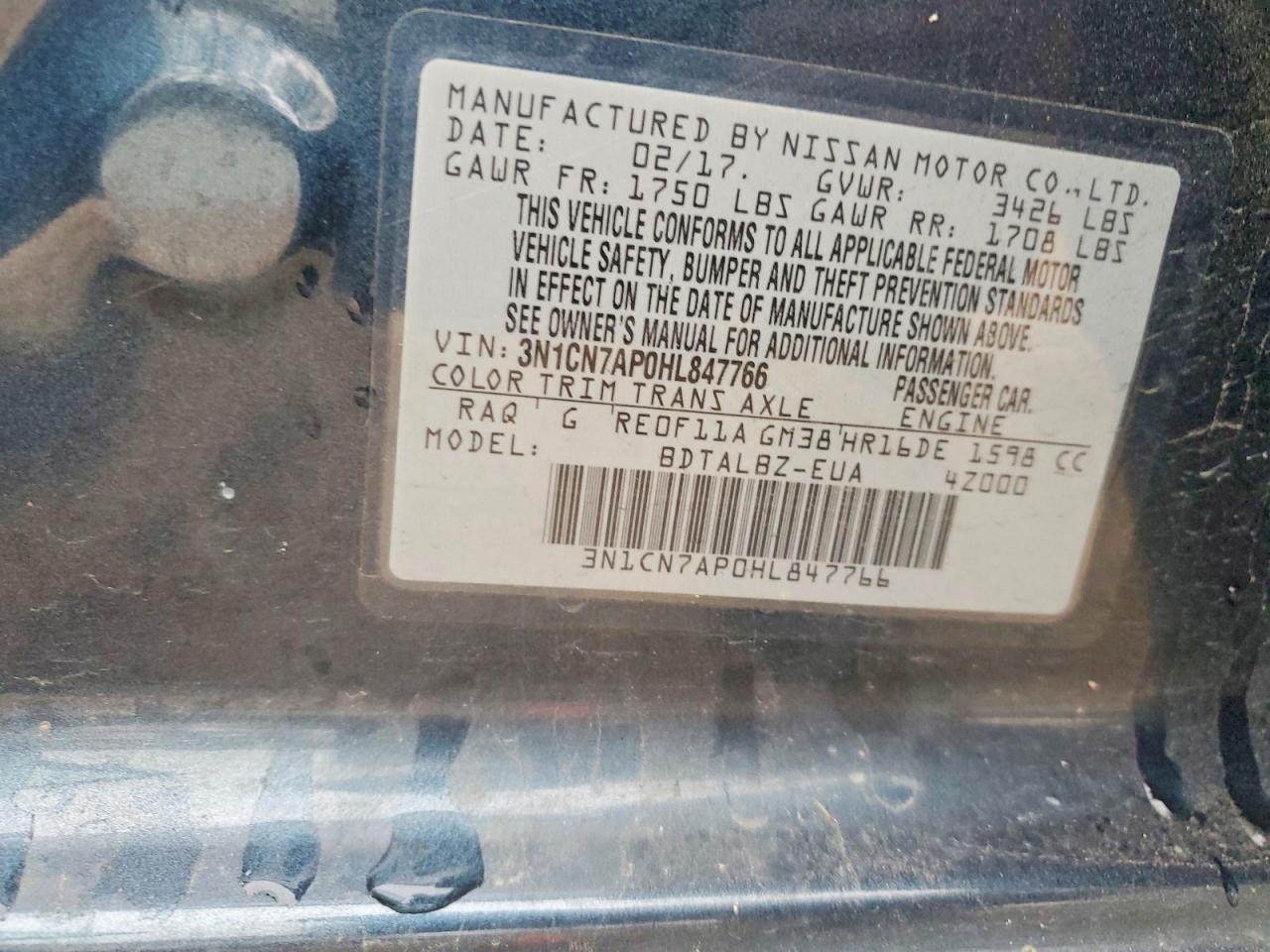 2017 NISSAN VERSA