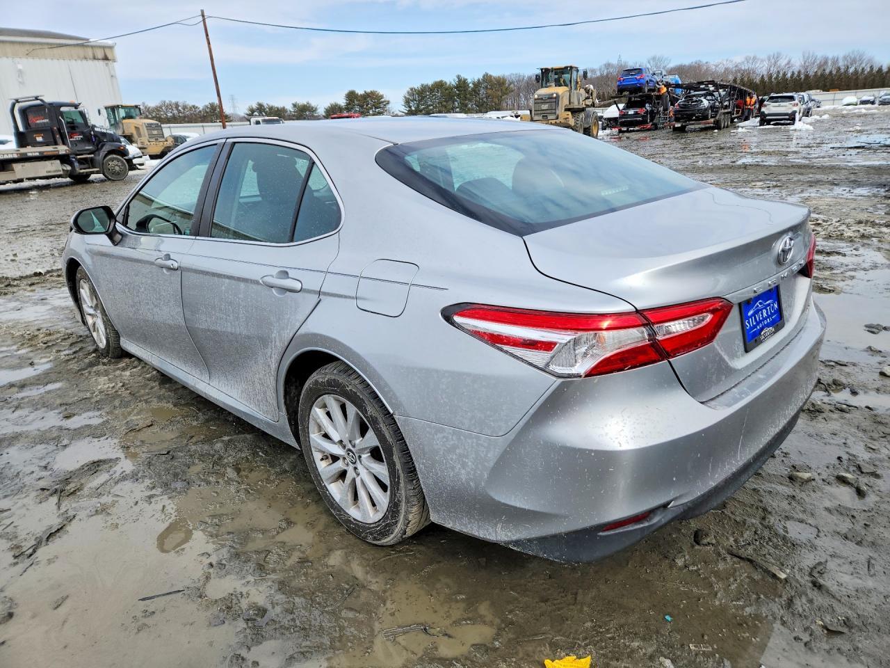 2018 TOYOTA CAMRY