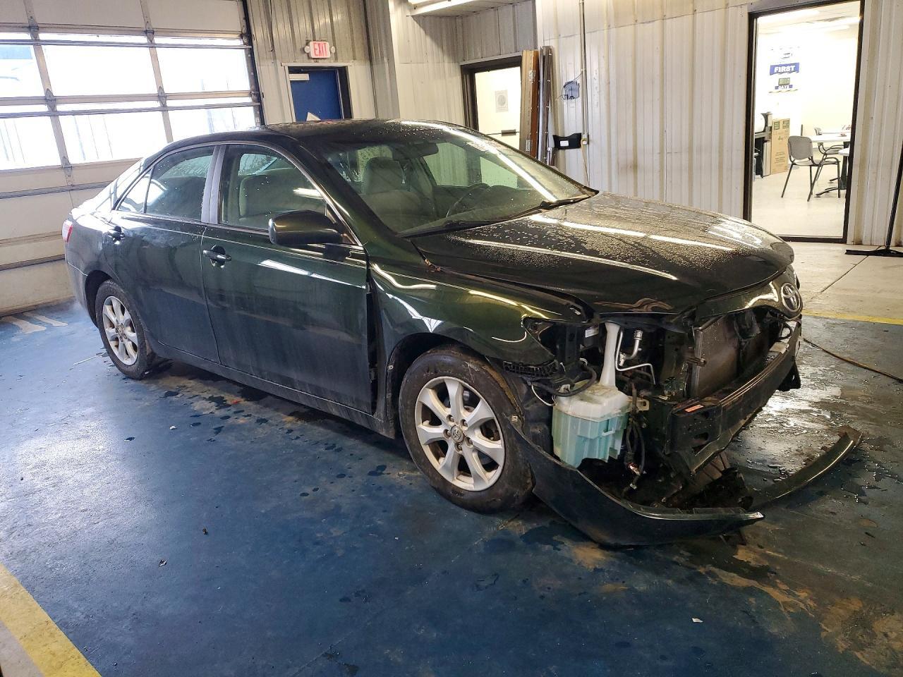 2011 TOYOTA CAMRY