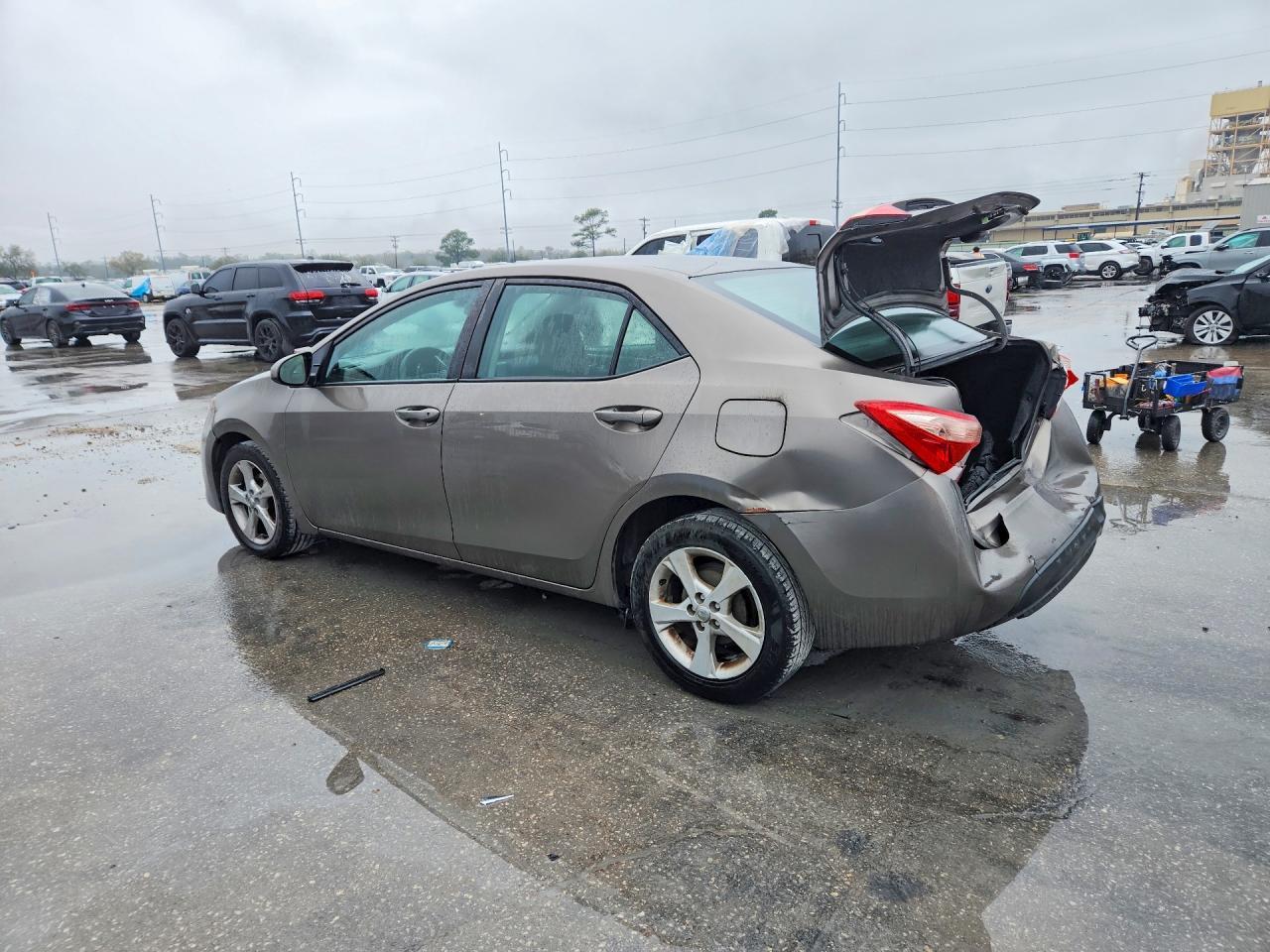 2018 TOYOTA COROLLA