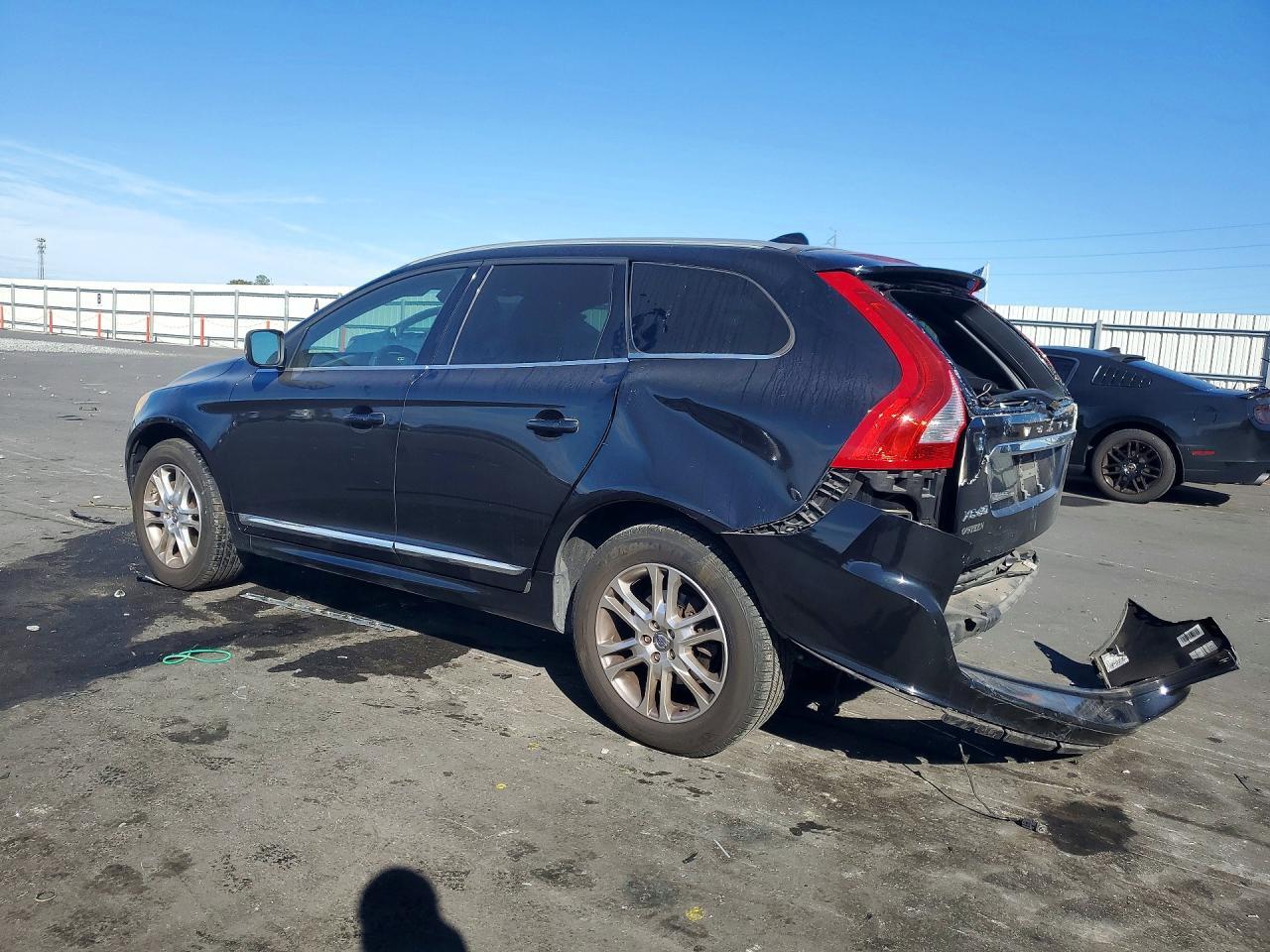2014 VOLVO XC60