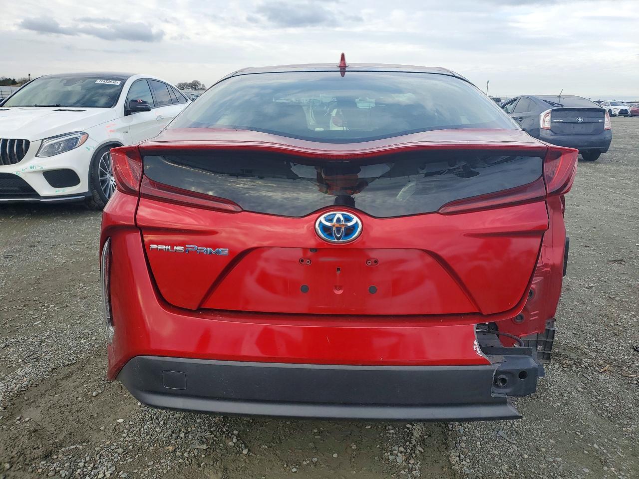 2017 TOYOTA Prius Prime