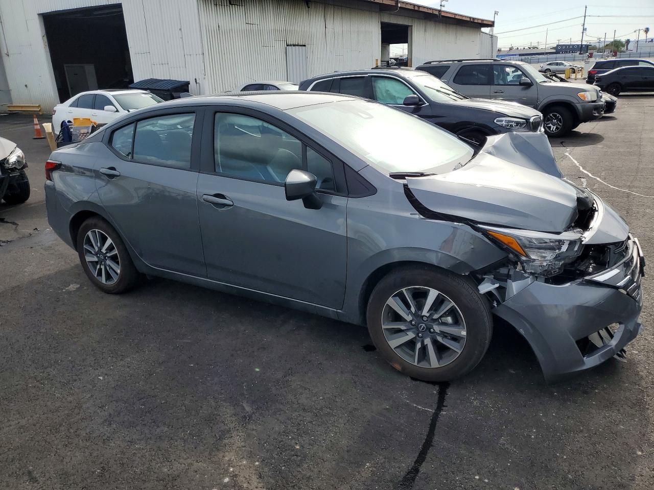 2025 NISSAN VERSA