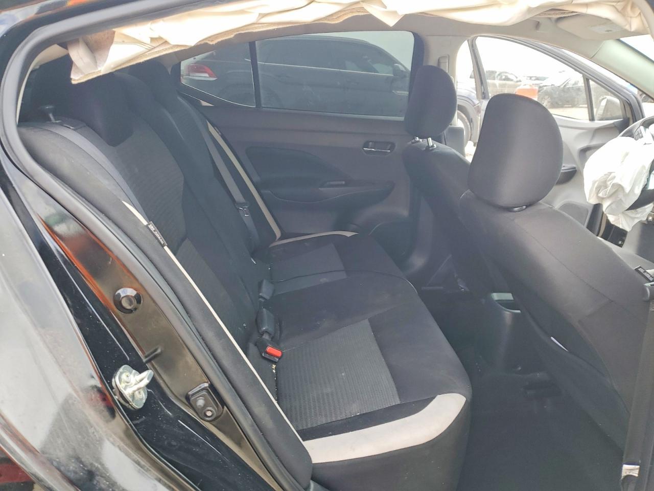 2021 NISSAN VERSA