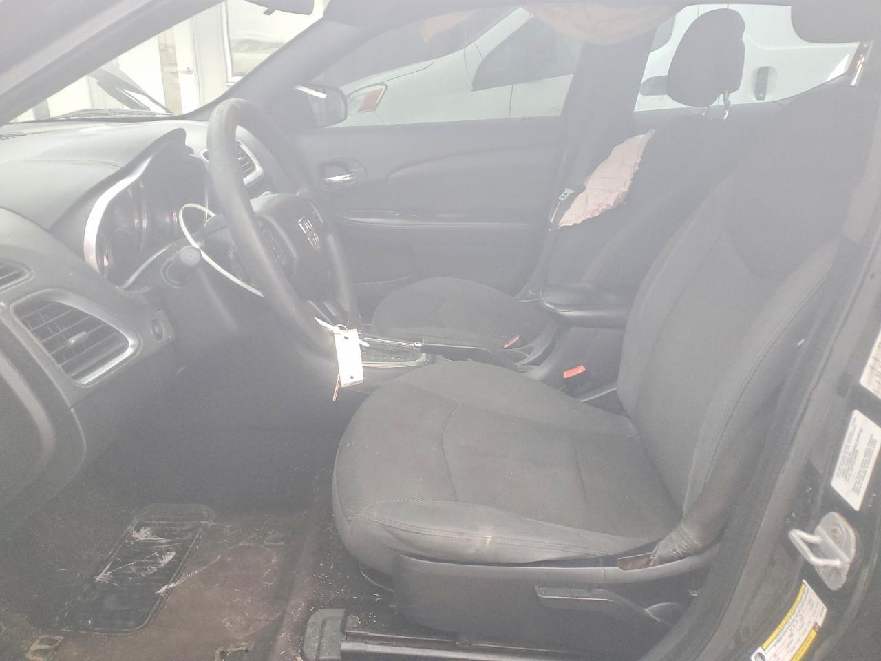 2012 DODGE Avenger