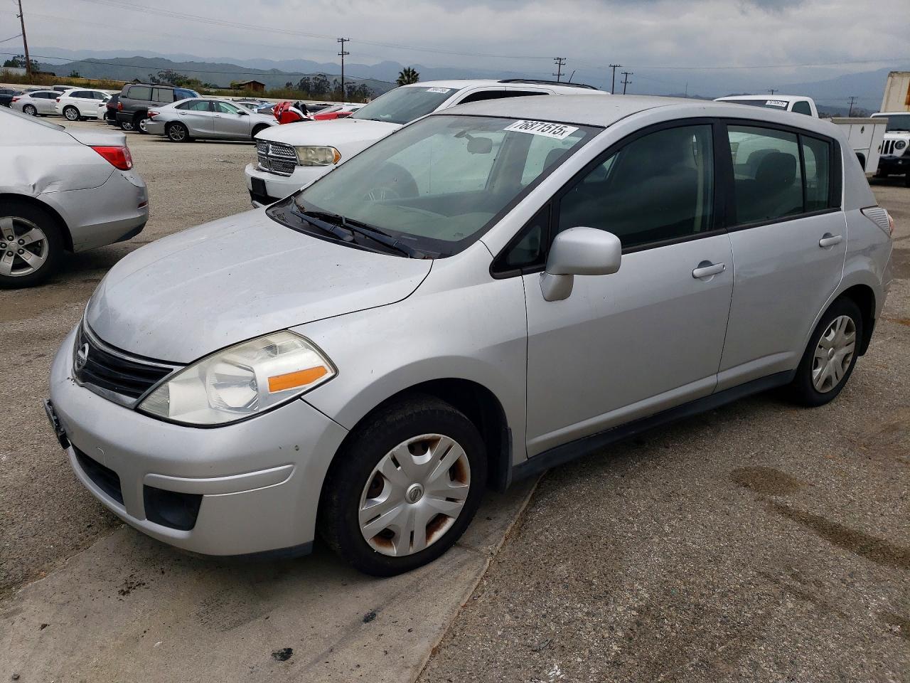 2011 NISSAN VERSA