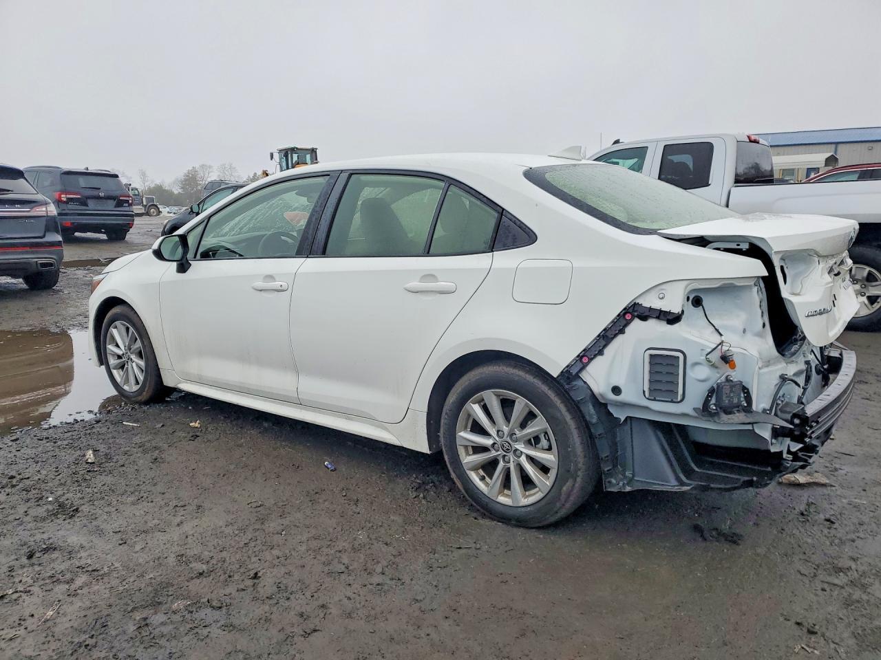 2023 TOYOTA COROLLA