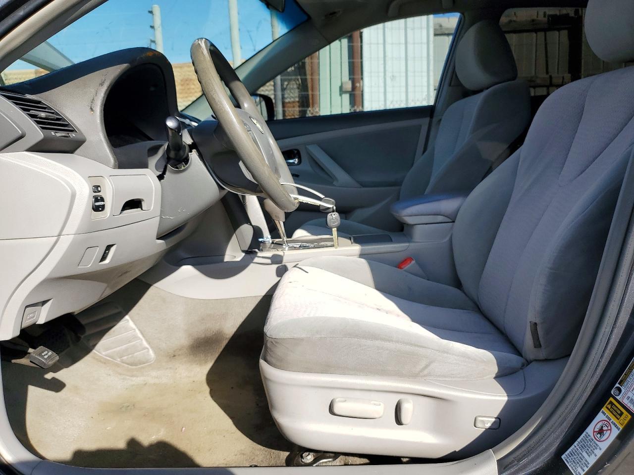 2010 TOYOTA CAMRY