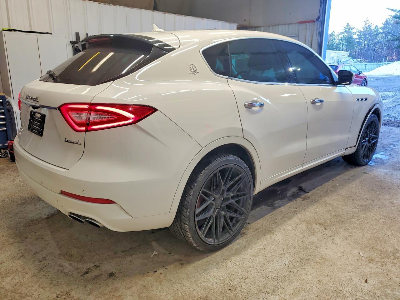 2020 MASERATI Levante